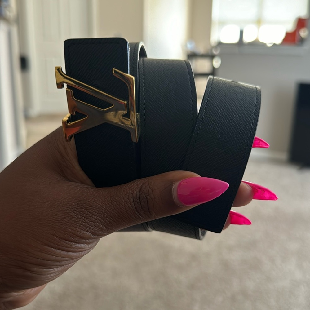 Like new reversible Louis Vuitton Women’s belt